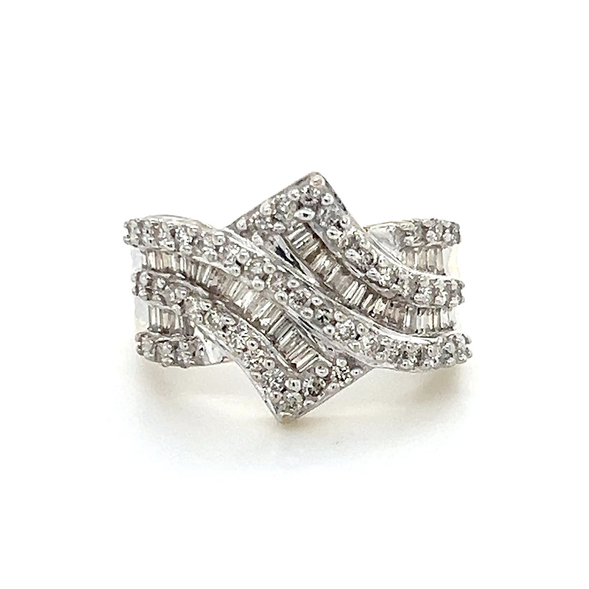 10K Yellow Gold Diamond Lady's Fashion Ring; Size 7