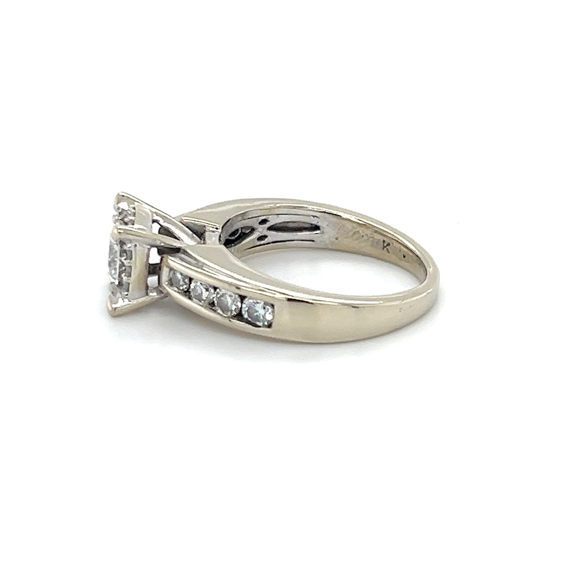 14K White Gold Diamond Lady's Fashion Ring; Size 5.5