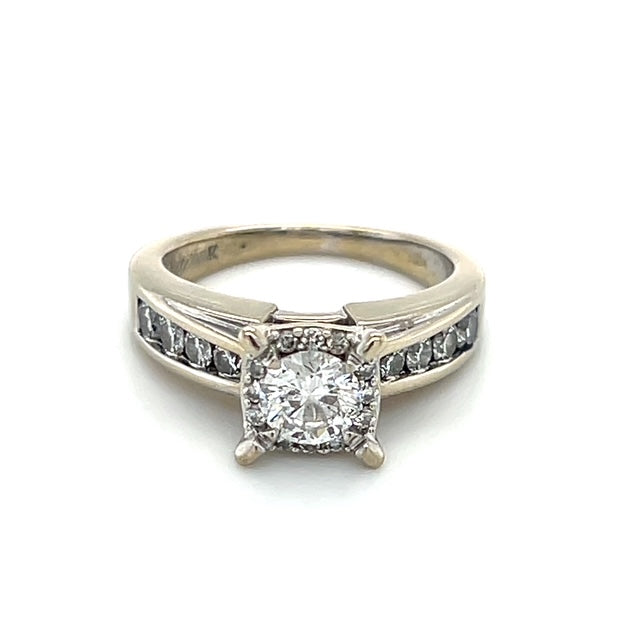 14K White Gold Diamond Lady's Fashion Ring; Size 5.5