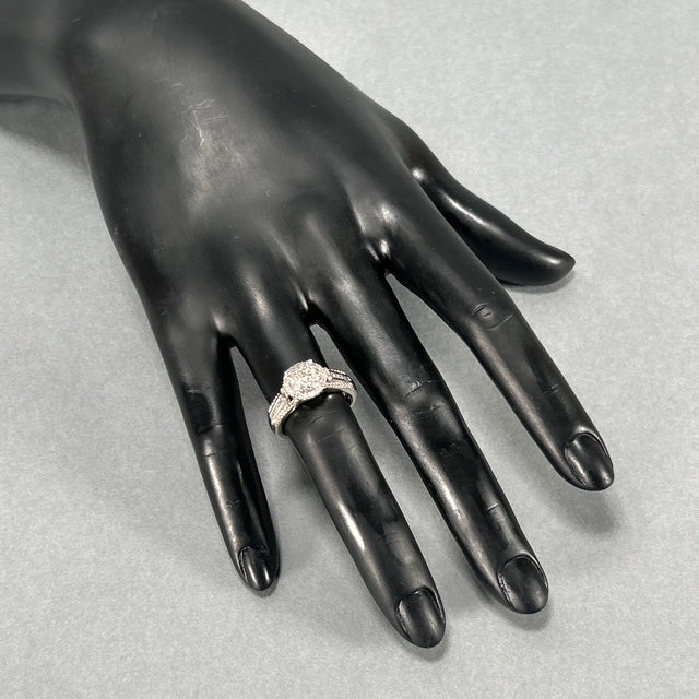 10K White Gold Diamond Lady's Fashion Ring; Size 7