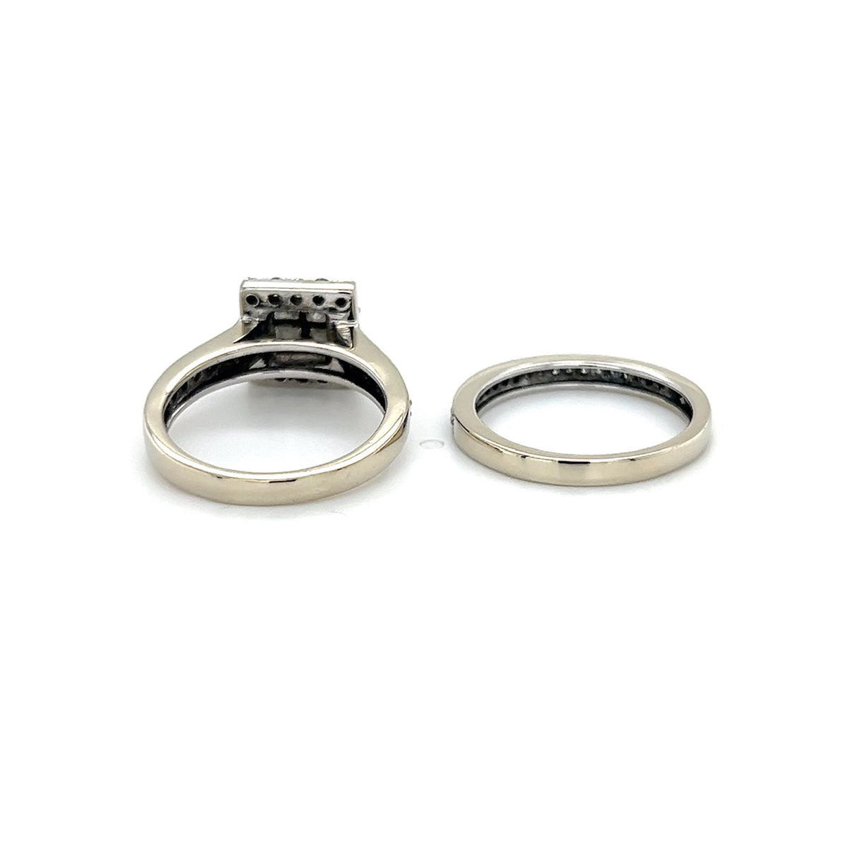 14K White Gold Diamond Lady's Wedding Ring Set; Size 7