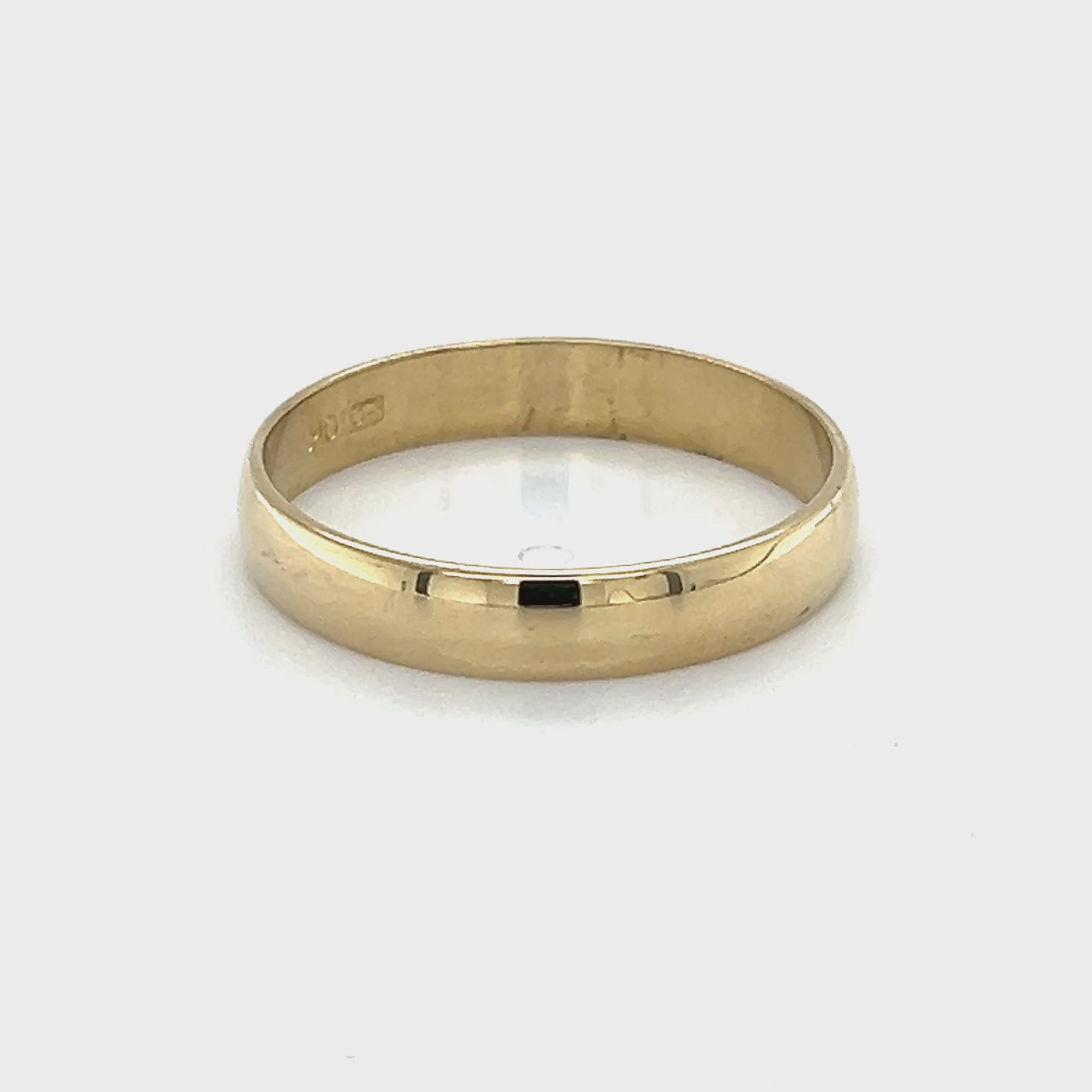 10K Yellow Gold Gentleman's Wedding Band; Size 11