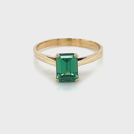 10K Yellow Gold Synthetic Emerald Lady's Fashion Ring; 1.3DWT; Size 6