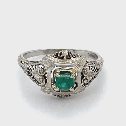 18K White Gold Emerald Lady's Ring; 1.5DWT; Size 6.5