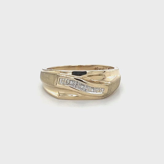 10K Yellow Gold Diamond Gentleman's Ring; 3.4g; Size 10.5