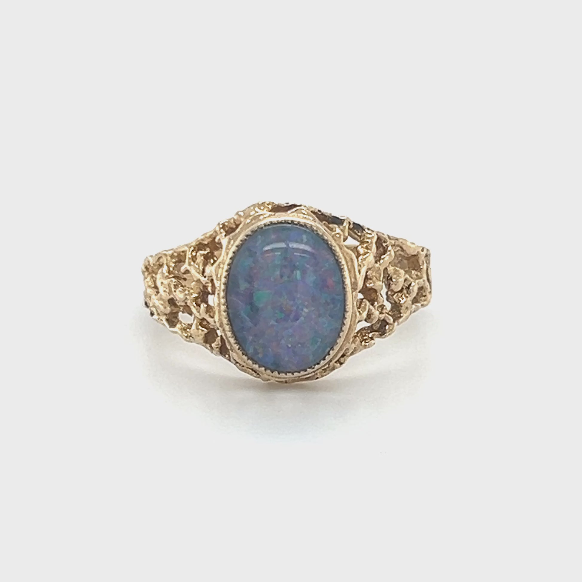 9K Yellow Gold Opal Lady's Ring; Size 7 Video