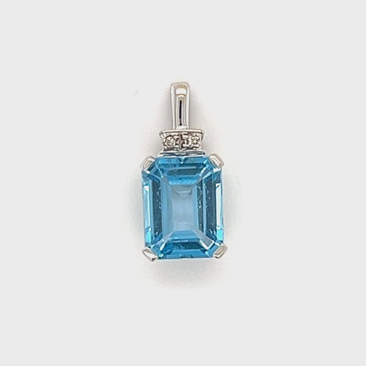 10K White Gold Topaz Pendant; 0.8DWT; 1.2g