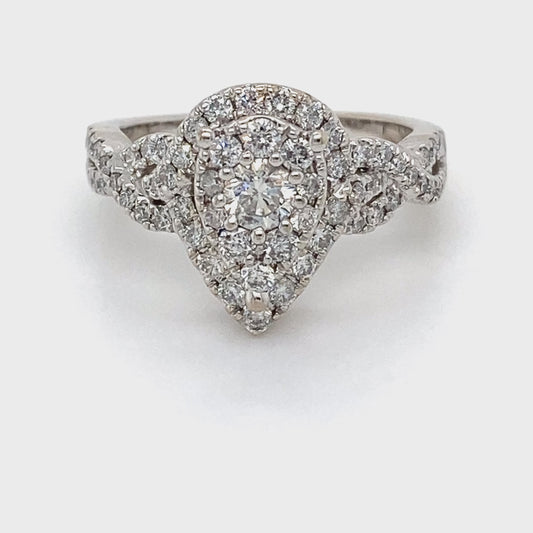 14K White Gold Halo Diamond Ring; 0.90CTW; 3.8DWT; Size 7; 5.8g
