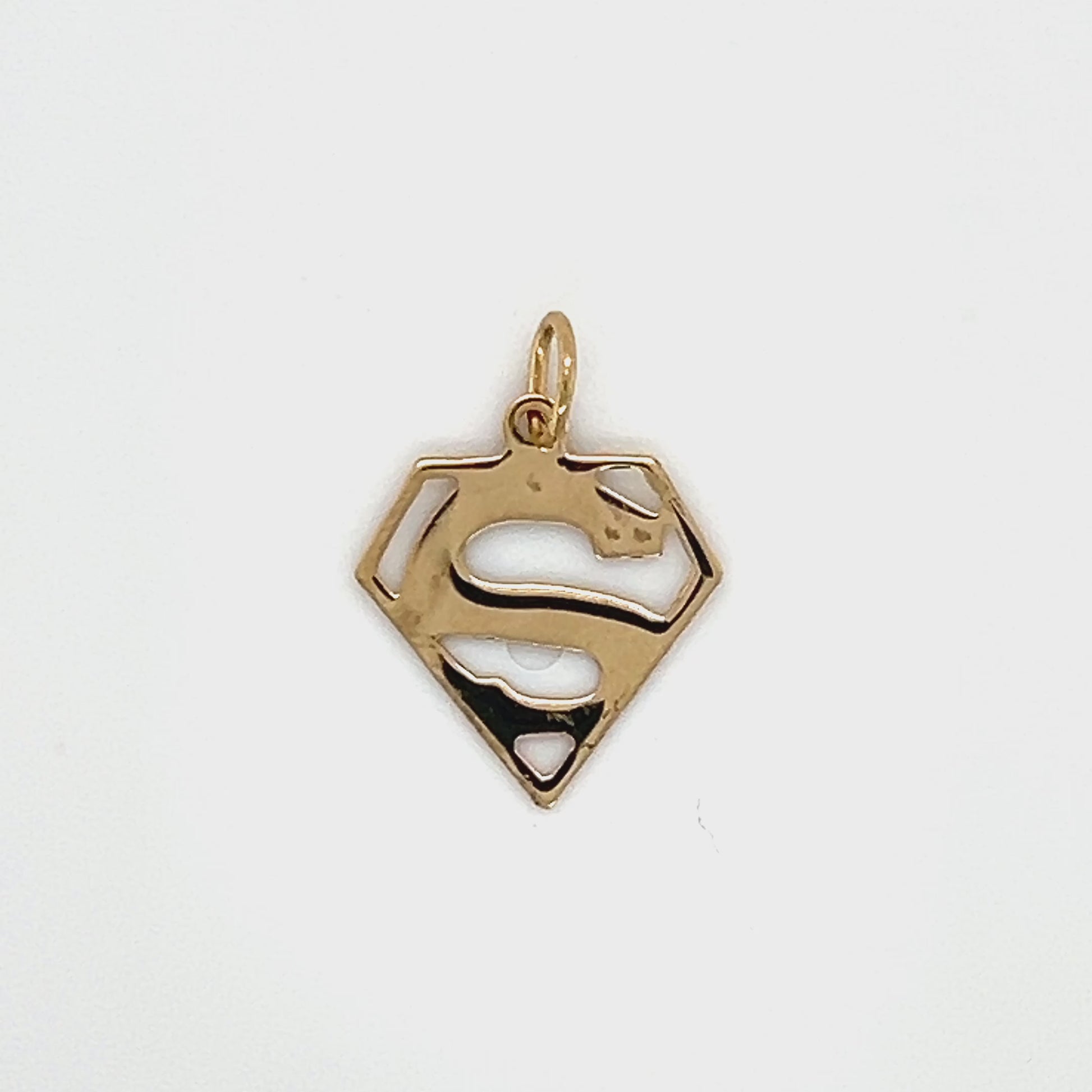 14K Yellow Gold Superman "S" Pendant Video