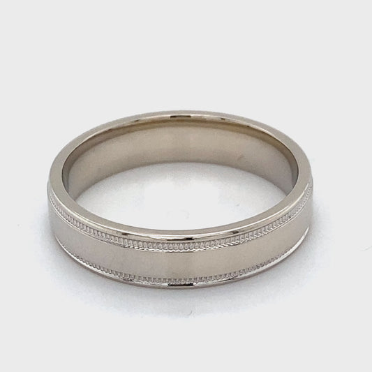 14K White Gold Gentleman's Fashion Ring; 4.0DWT; Size 10