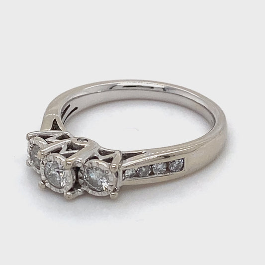 14K White Gold Diamond Ring; 0.36CTW; Size 7; 4.0g