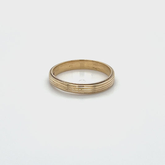 10K Yellow Gold Lady's Ring; Size 6 Video