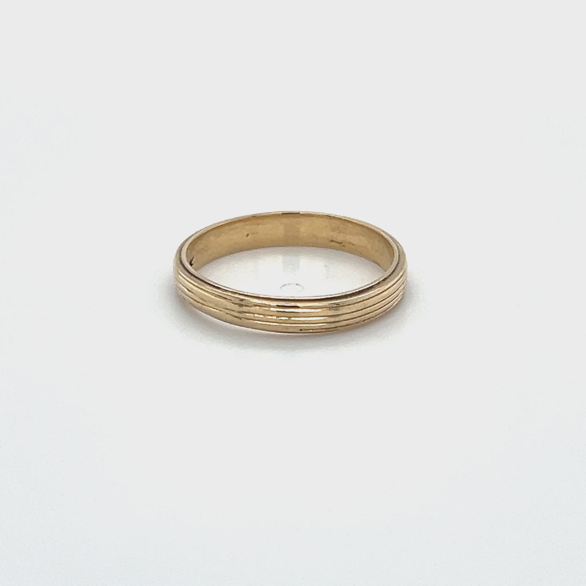 10K Yellow Gold Lady's Ring; Size 6 Video