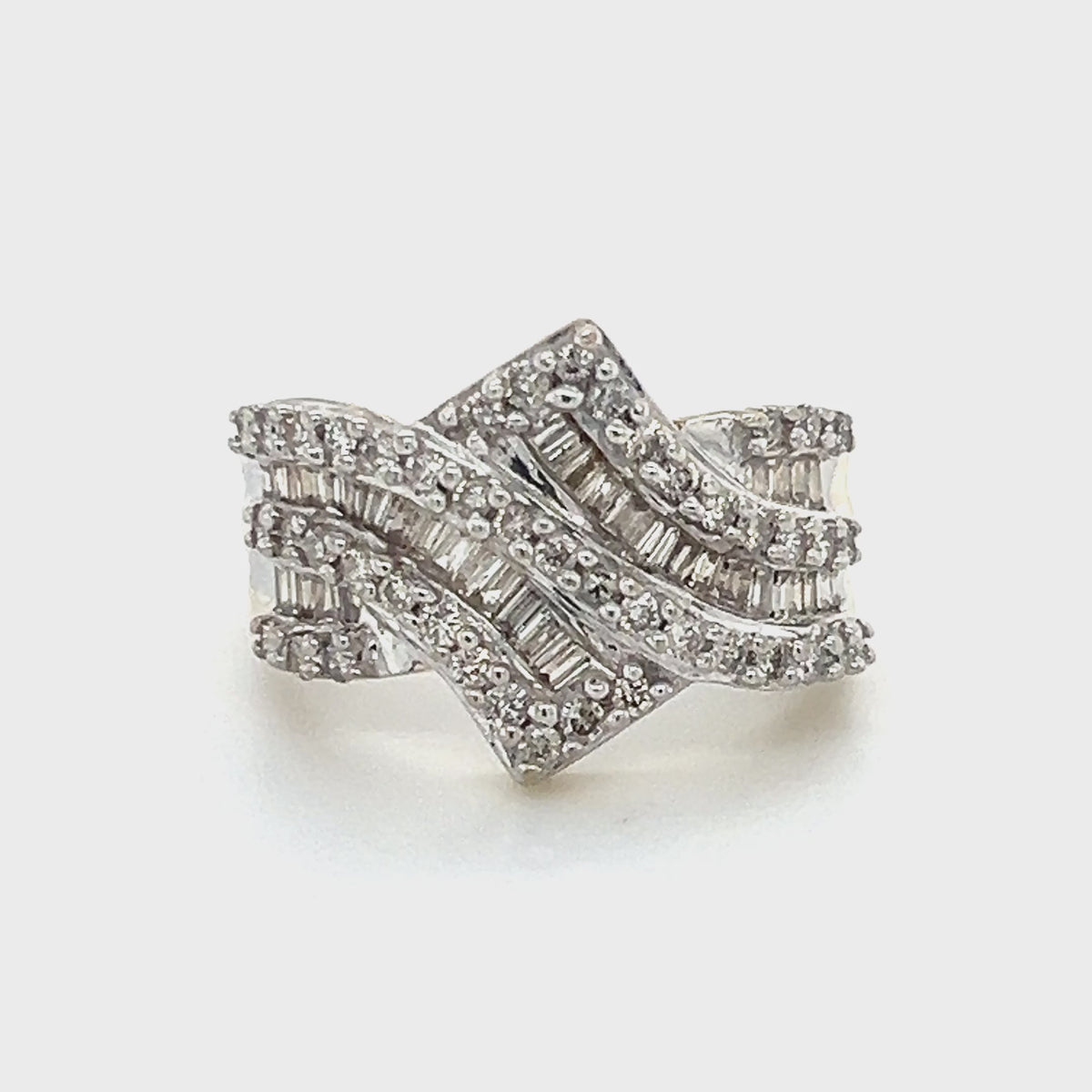 10K Yellow Gold Diamond Lady's Fashion Ring; Size 7