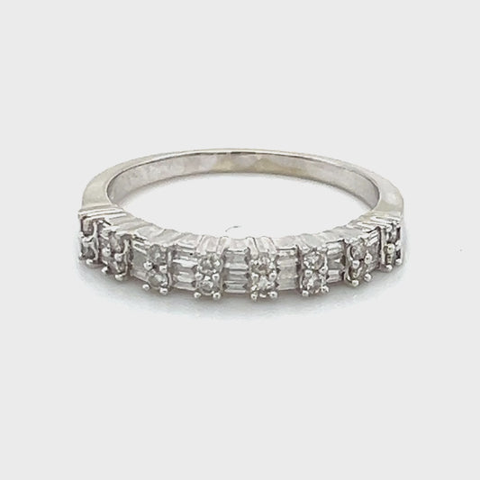 14K White Gold Diamond Lady's Wedding Band; 0.20 CTW; 2.4g; Size 7
