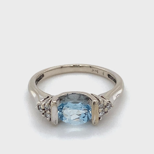 14K White Gold Diamond & Aquamarine Lady's Ring; 2.0DWT; Size 6.5