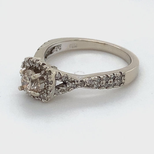 14K White Gold Diamond Ring; 0.75CTW; Size 7; 4.3g