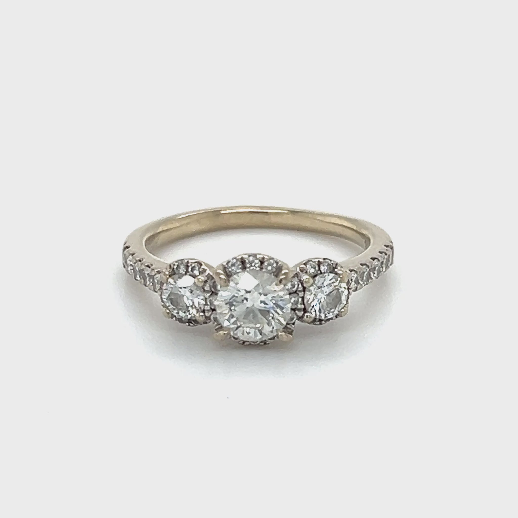 14K White Gold Diamond Lady's Fashion Ring; Size 6.5