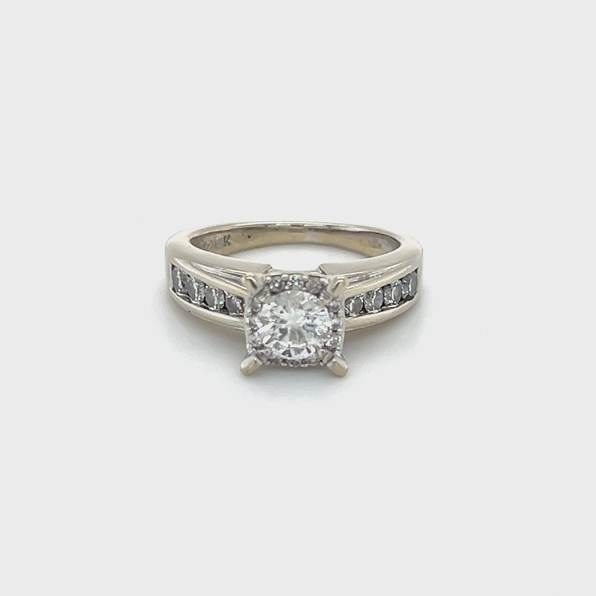 14K White Gold Diamond Lady's Fashion Ring; Size 5.5