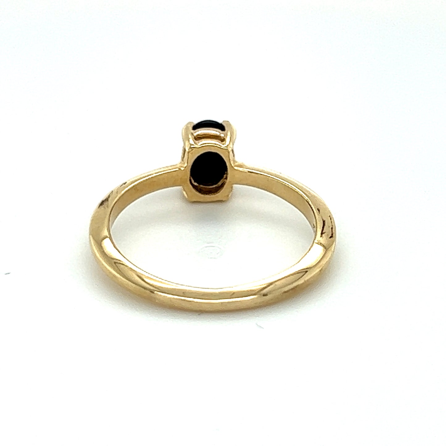 14k Yellow Gold Ring With Onyx Stone 1.2dwt